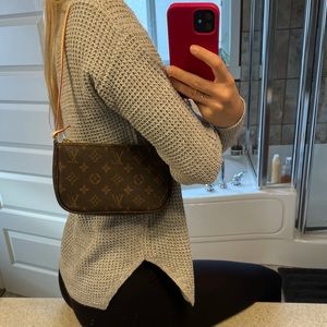 LV Pochette Accessories